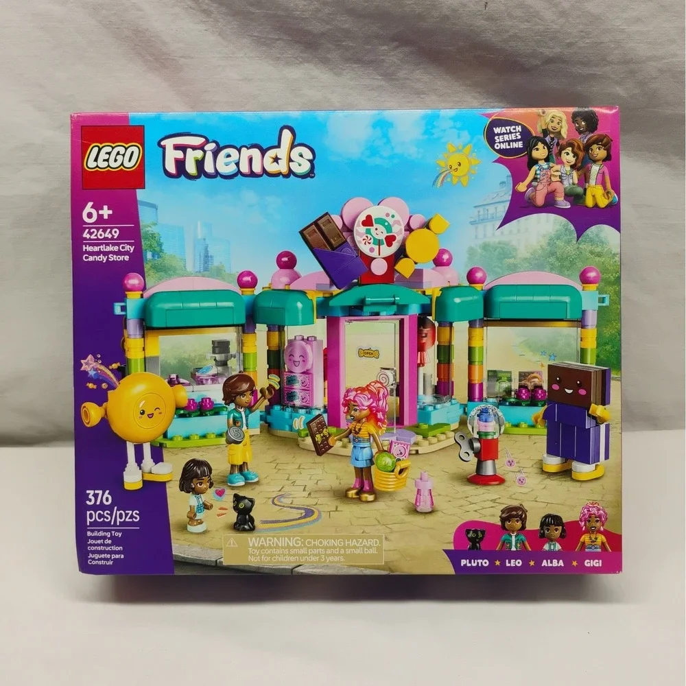 LEGO FRIENDS: Heartlake City Candy Store (42649) New Sealed
